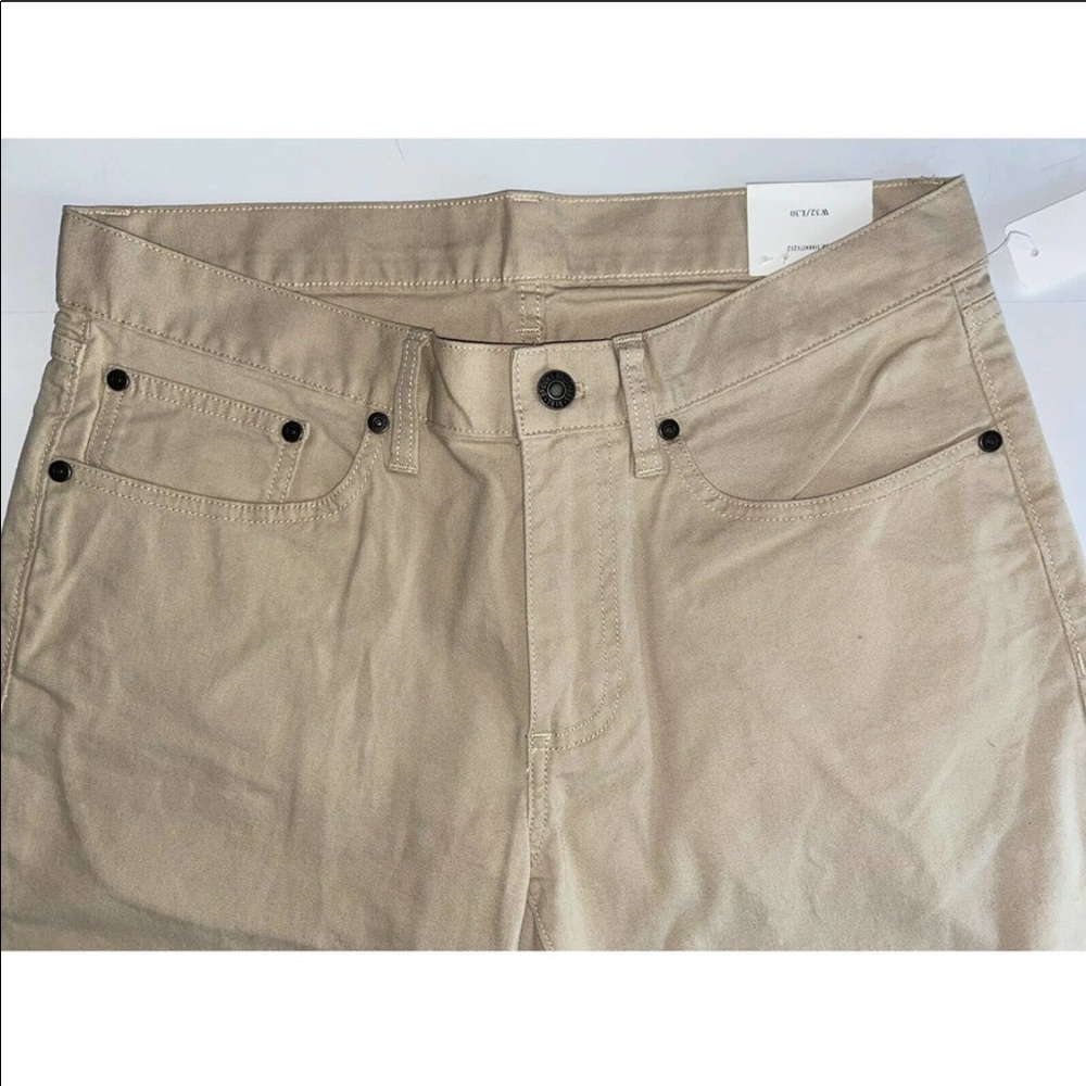 BROOKS BROTHERS 32 x 30 KHAKI SLIM FIT PANTS NWT